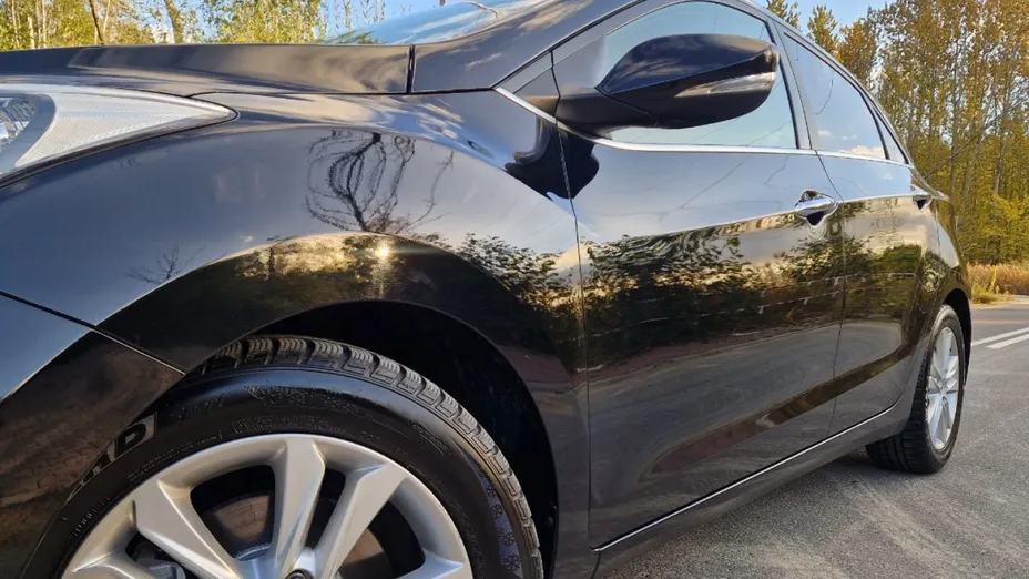 HYUNDAI i30 -
