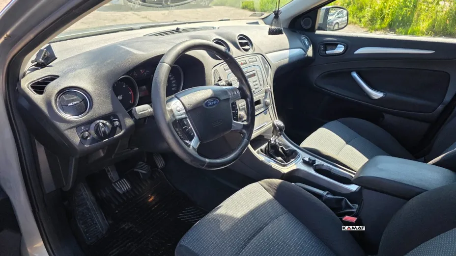FORD Mondeo -