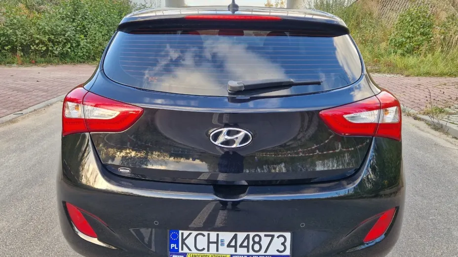 HYUNDAI i30 -