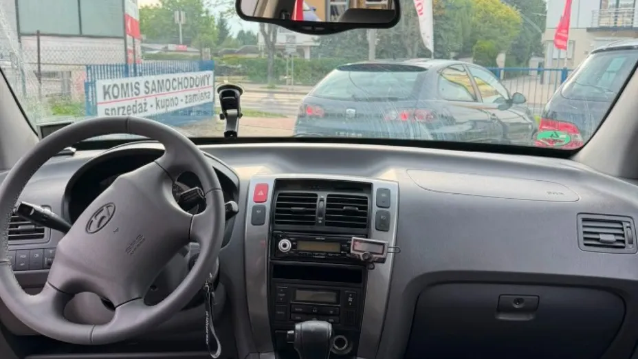 HYUNDAI Tucson -