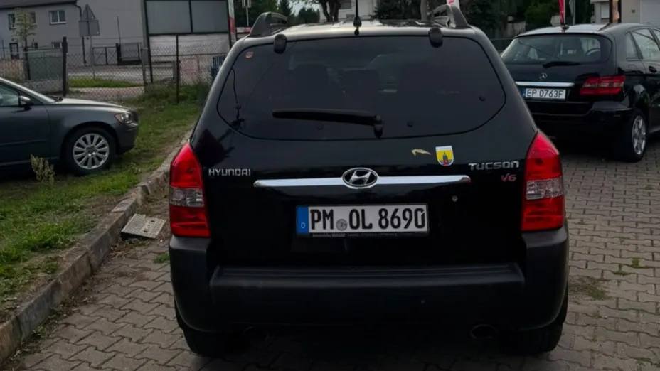 HYUNDAI Tucson -