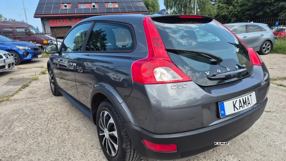VOLVO C30 -
