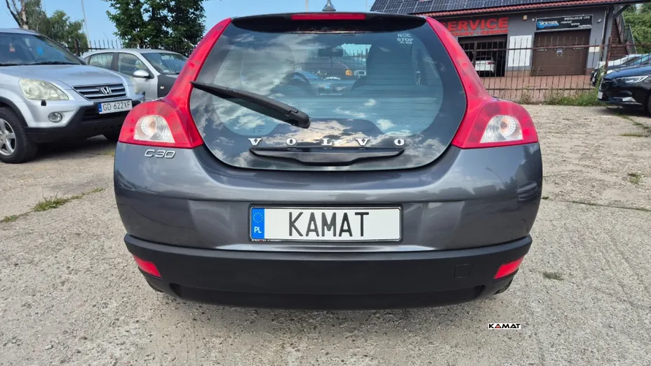 VOLVO C30 -