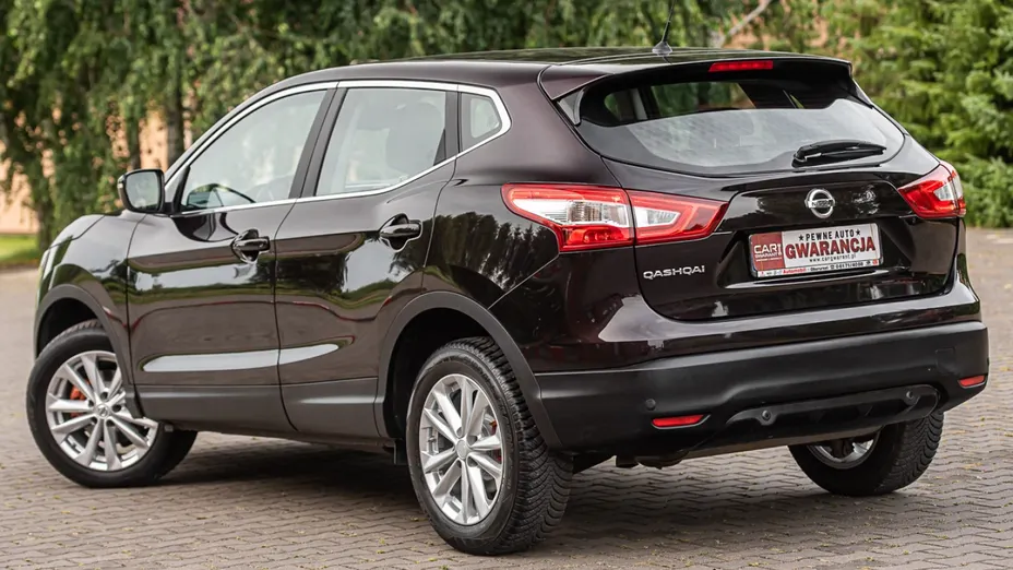 NISSAN Qashqai -