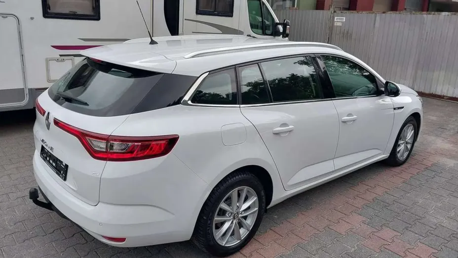 RENAULT Megane -