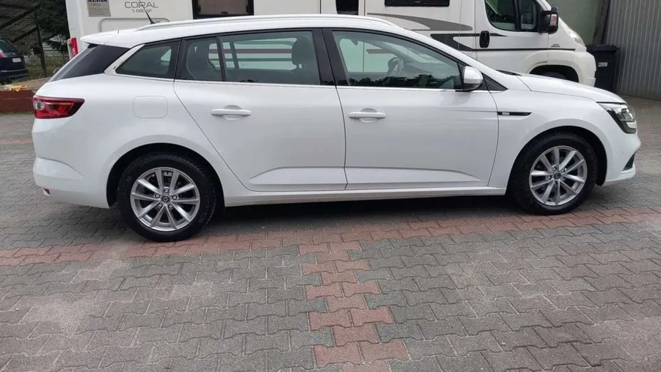RENAULT Megane -