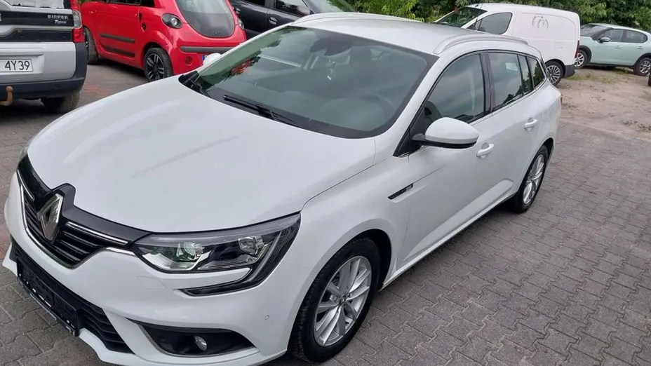 RENAULT Megane -