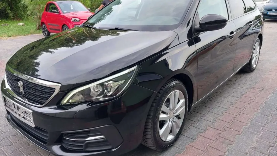 PEUGEOT 308 -