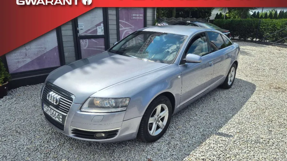AUDI A6 -