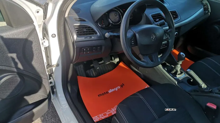 RENAULT Fluence -