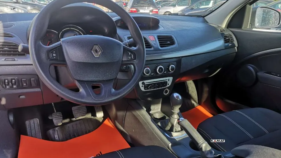 RENAULT Fluence -