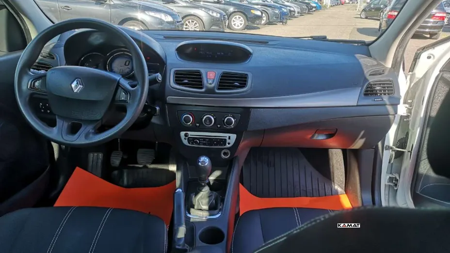 RENAULT Fluence -