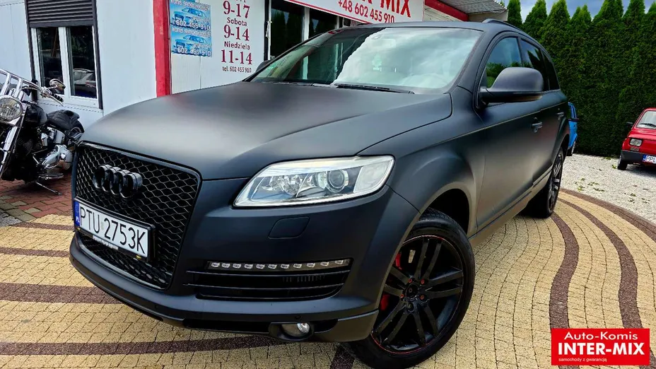AUDI Q7 -