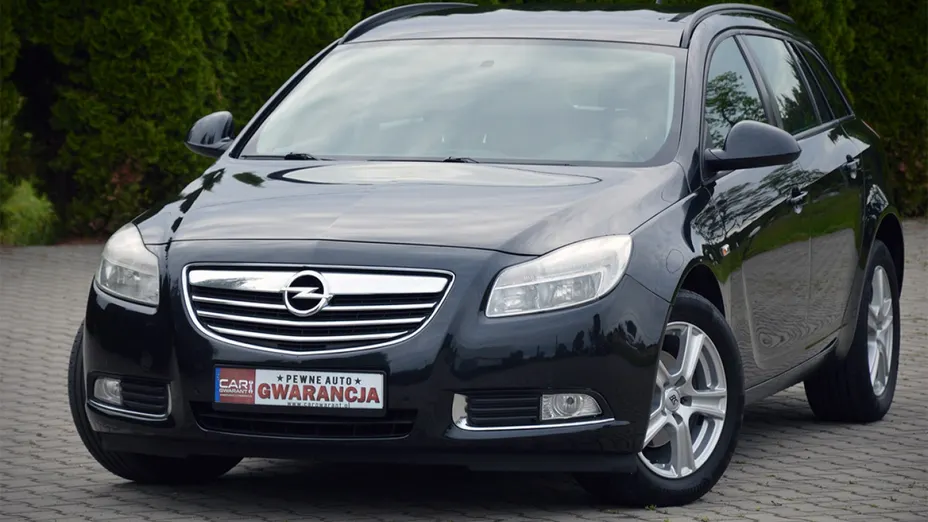 OPEL Insignia -