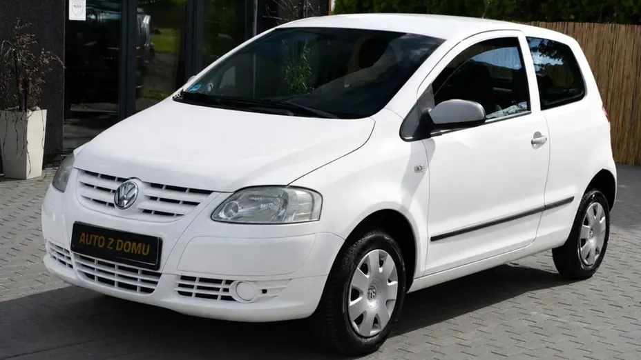 VOLKSWAGEN Fox -