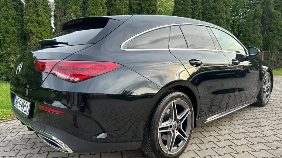 MERCEDES-BENZ CLA -
