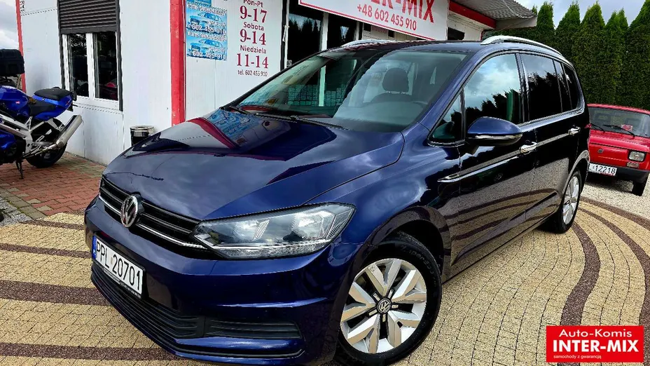 VOLKSWAGEN Touran -