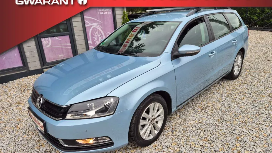 VOLKSWAGEN Passat -