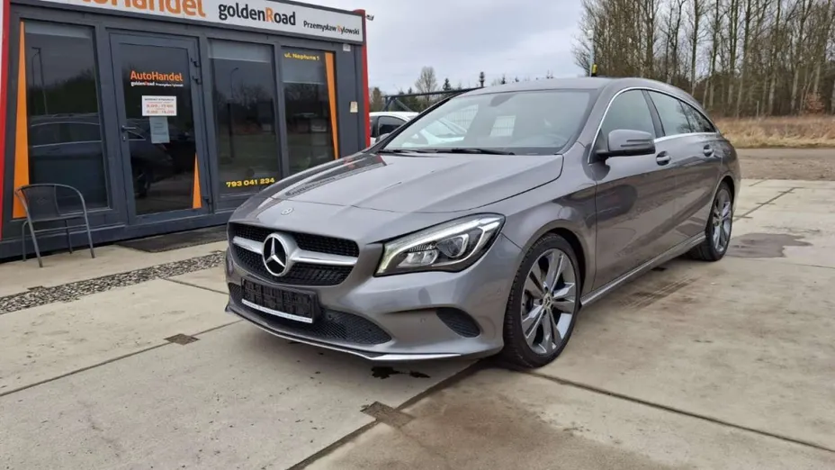 MERCEDES-BENZ CLA -
