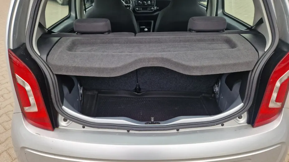 VOLKSWAGEN up! -