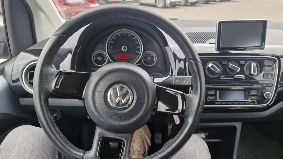 VOLKSWAGEN up! -