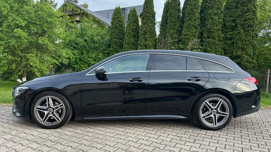 MERCEDES-BENZ CLA -