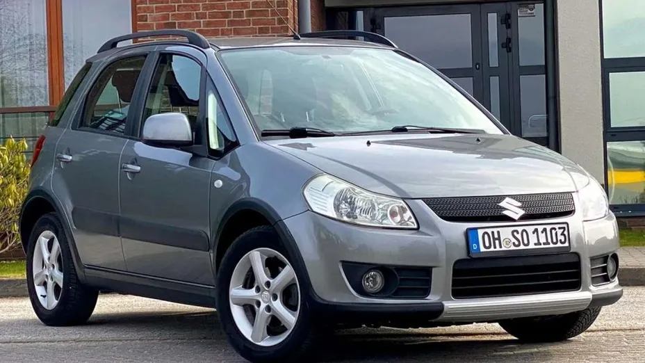 SUZUKI SX4 -