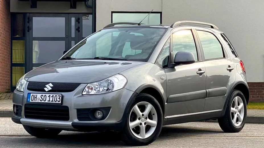 SUZUKI SX4 -