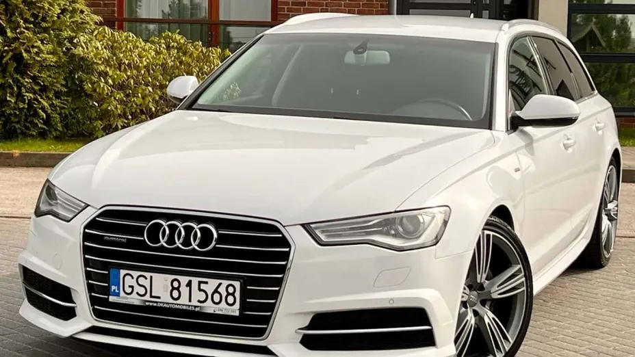 AUDI A6 -