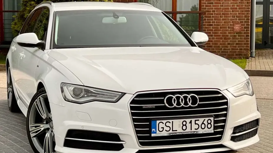 AUDI A6 -