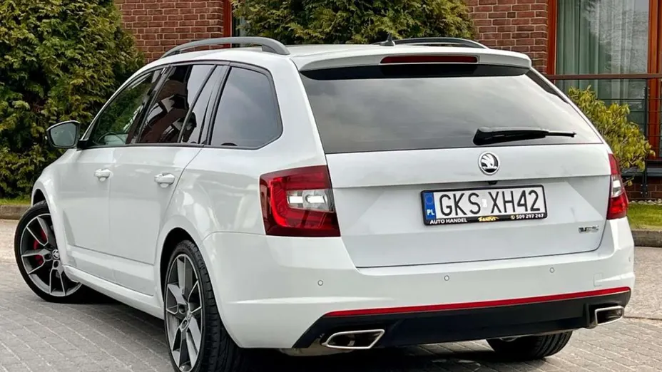 SKODA Octavia -