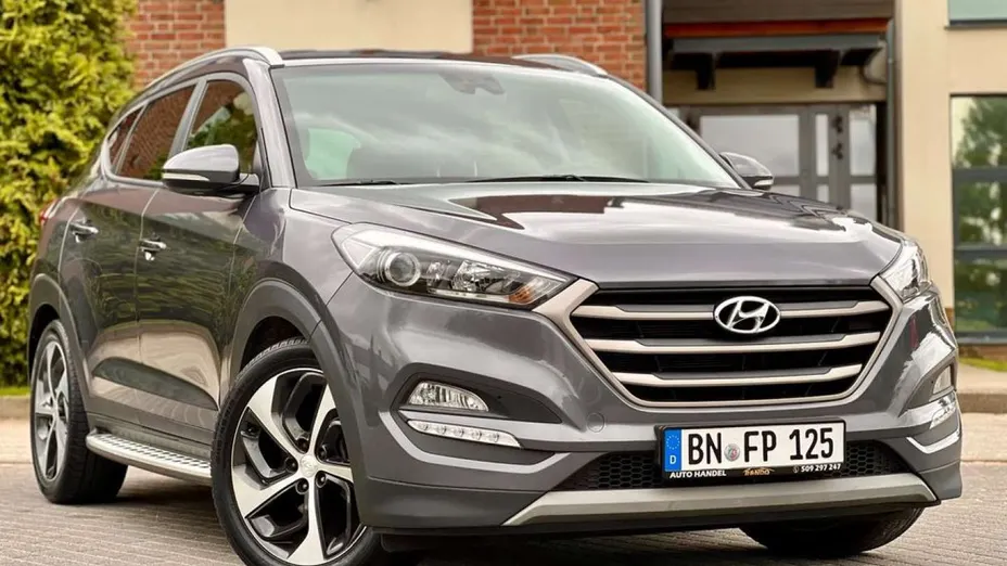 HYUNDAI Tucson -