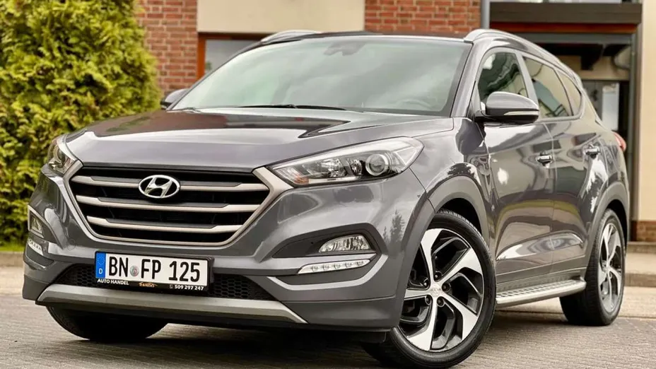 HYUNDAI Tucson -
