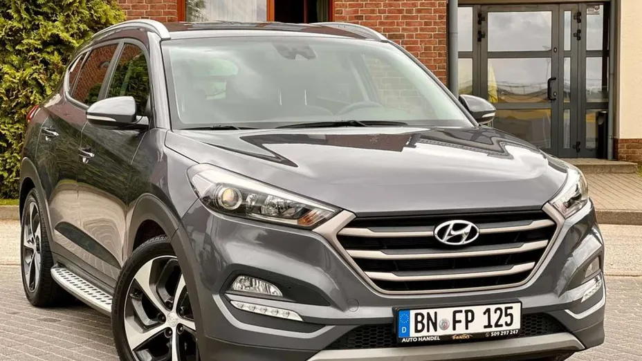 HYUNDAI Tucson -