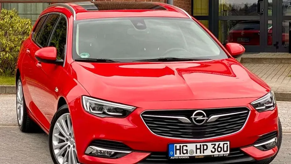 OPEL Insignia -