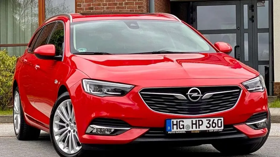 OPEL Insignia -