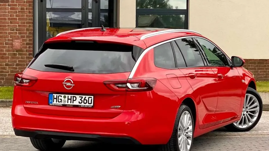 OPEL Insignia -