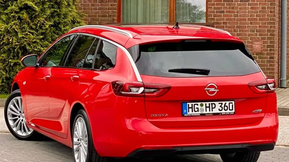 OPEL Insignia -