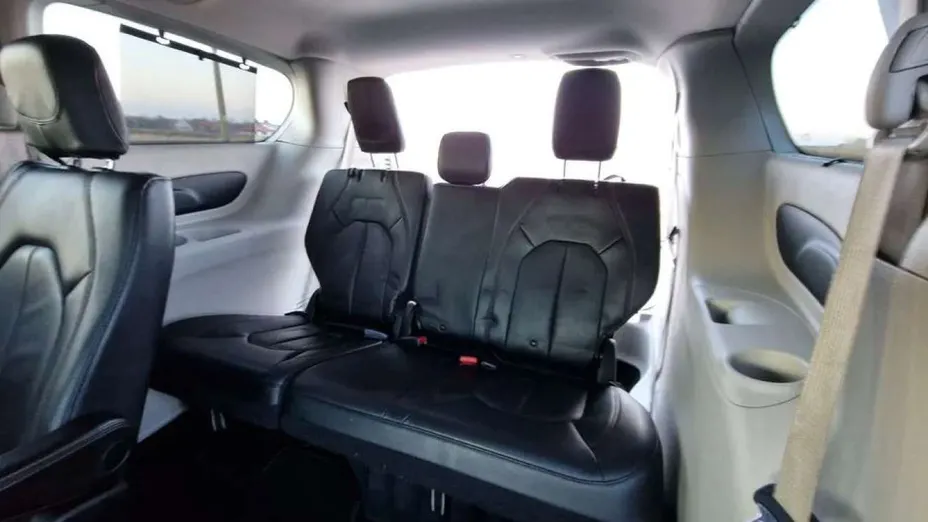 CHRYSLER Pacifica -