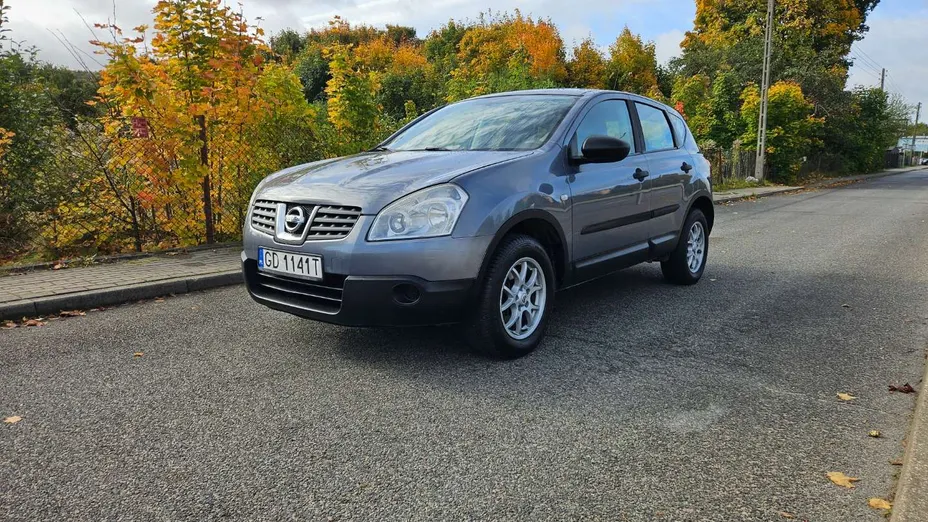 NISSAN Qashqai -