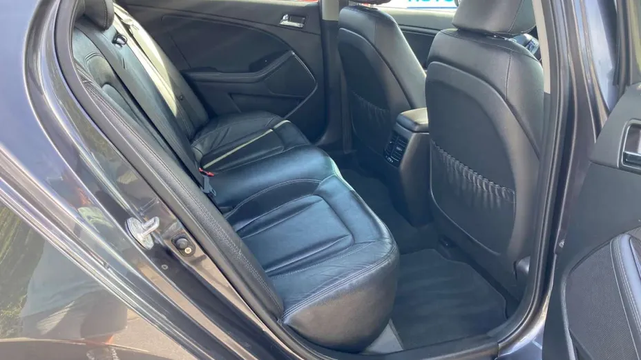 KIA Optima -