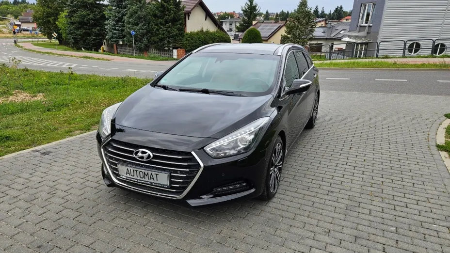 HYUNDAI i40 -