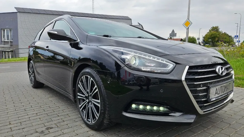 HYUNDAI i40 -