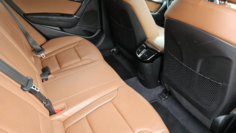 HYUNDAI i40 -
