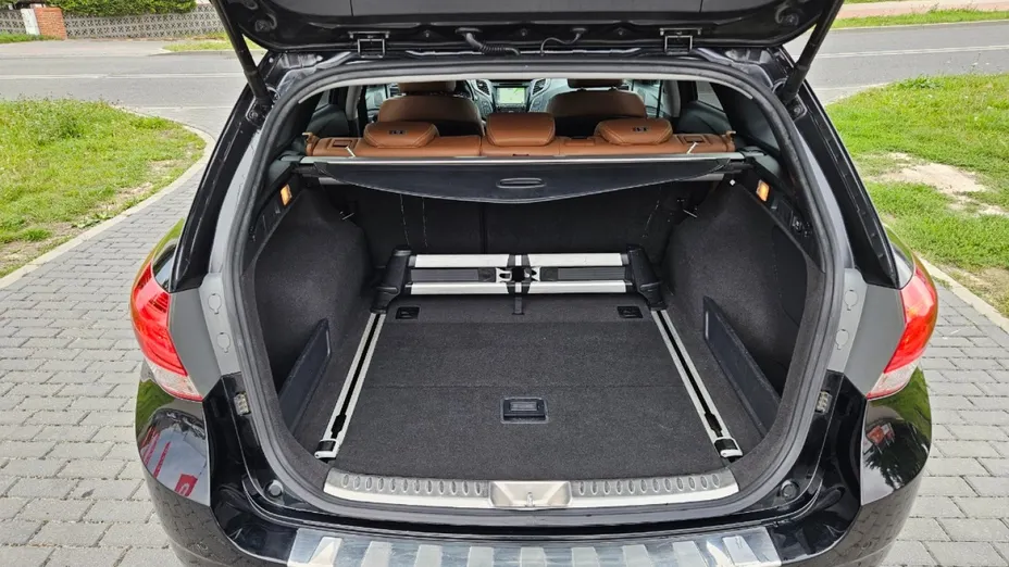 HYUNDAI i40 -