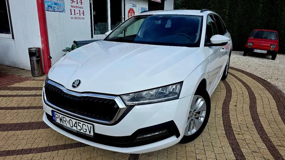 SKODA Octavia -