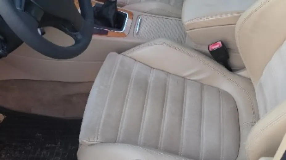 VOLKSWAGEN Passat -