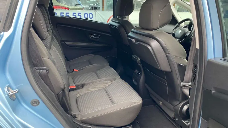 RENAULT Grand Scenic -