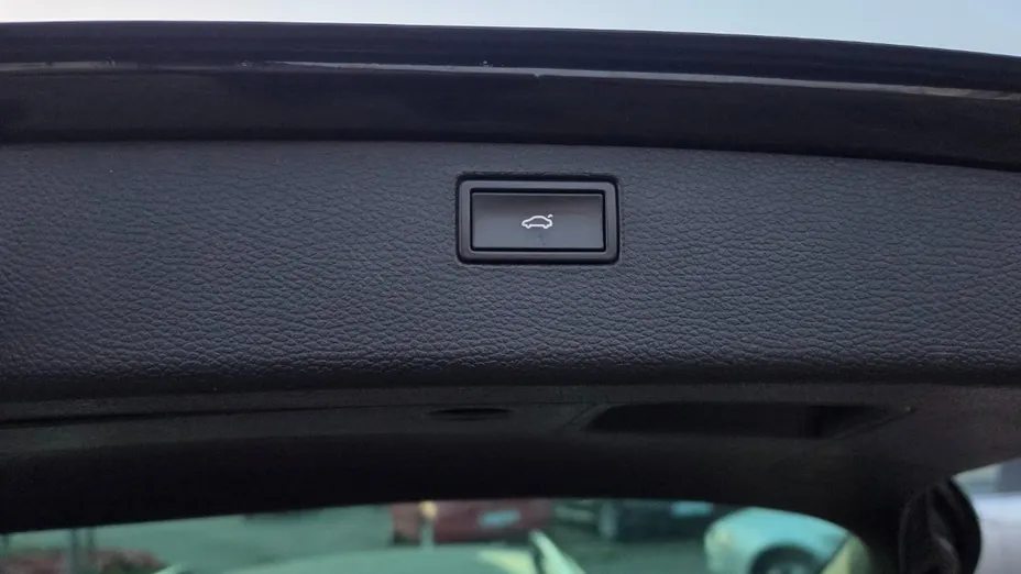 VOLKSWAGEN Passat -