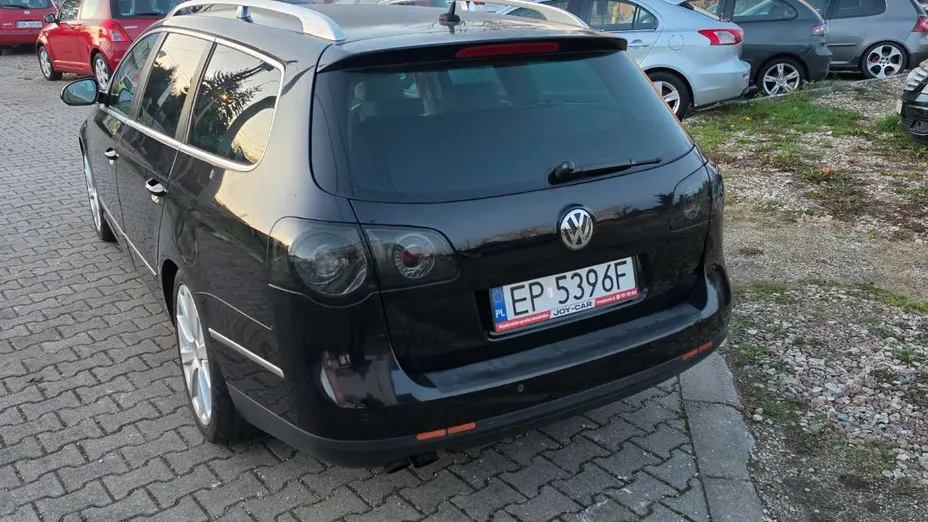 VOLKSWAGEN Passat -